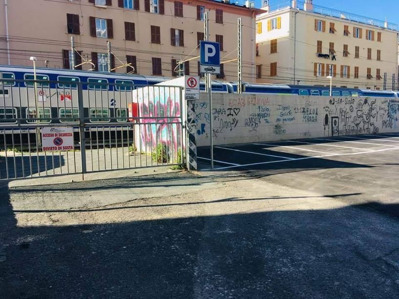 Pegli, il park dietro la stazione non sarà riaperto a breve