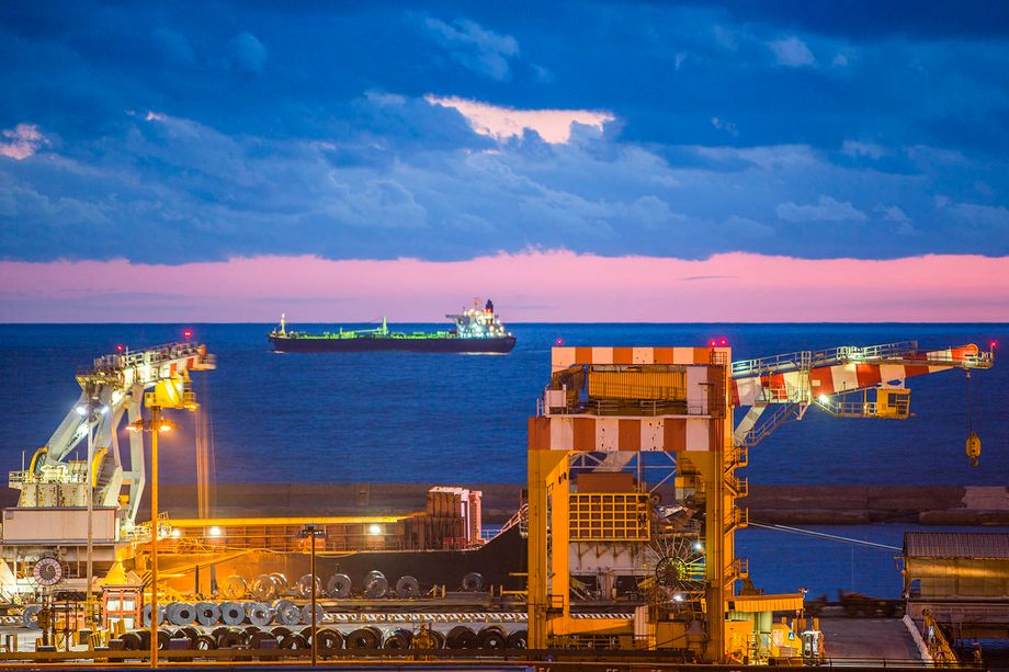 Arcelor Mittal: nessuna mediazione, i sindacati scrivono al Ministro Catalfo