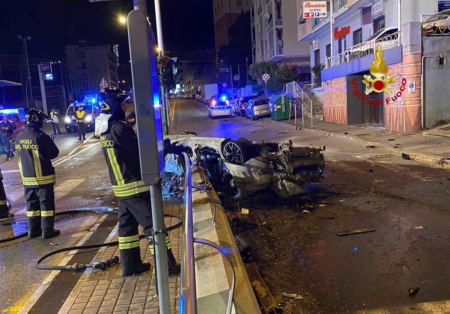Incidente mortale nella notte in corso Europa: due vittime e un ferito