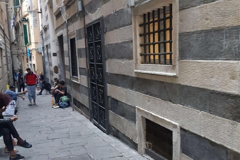 Le mani della 'ndrangheta sullo spaccio nei vicoli Le mani della 'ndrangheta sullo spaccio nei vicoli