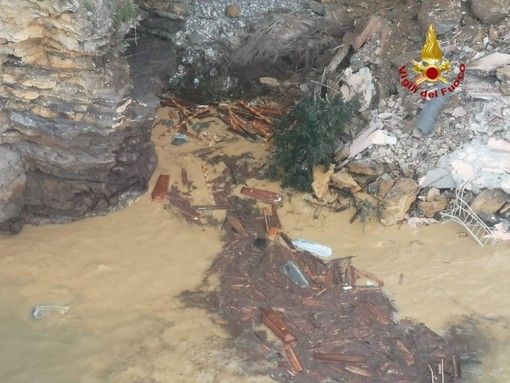 Giampedrone: "Nelle prossime 48 ore le procedure propedeutiche al recupero delle salme a Camogli"