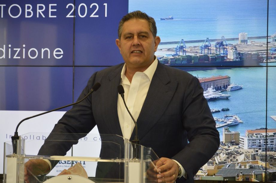 Riaprire tutto dopo Pasqua? Toti ottimista: "Mi auguro di sì, ci guideranno i dati" (VIDEO)