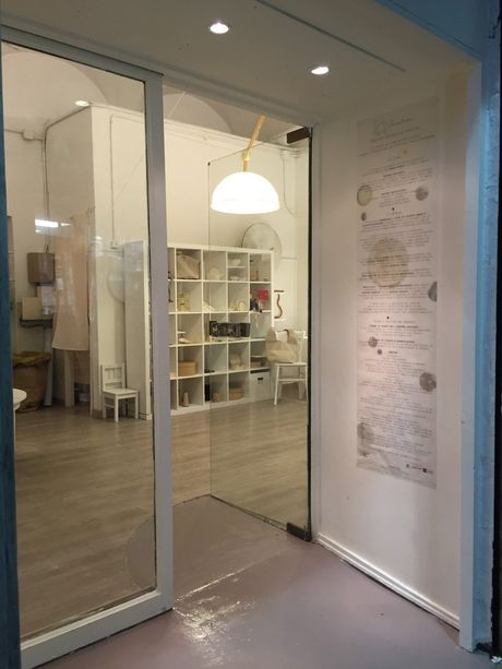 Furto nella sede dell'associazione 'Il limone lunare', rubati abiti e un pc, scatta la petizione