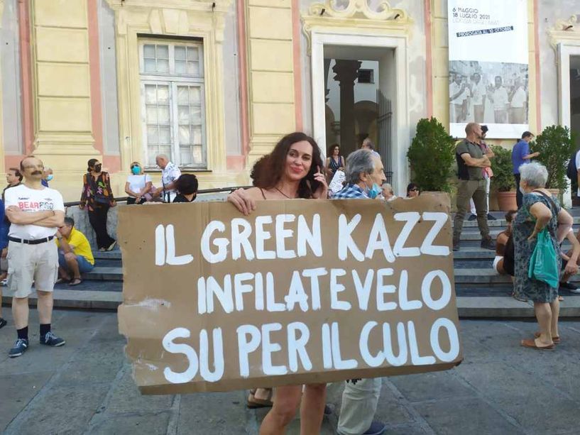 Stretta del viminale sulle manifestazioni, Toti: &quot;Bene nuove regole, green pass strumento di libertà&quot;