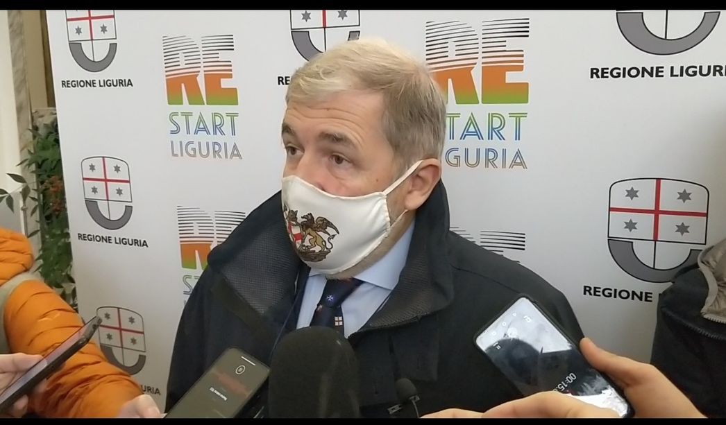 Tampone per accedere agli eventi? Bucci: "In quel caso useremmo tutta la tecnologia per aiutare cinema e teatri"