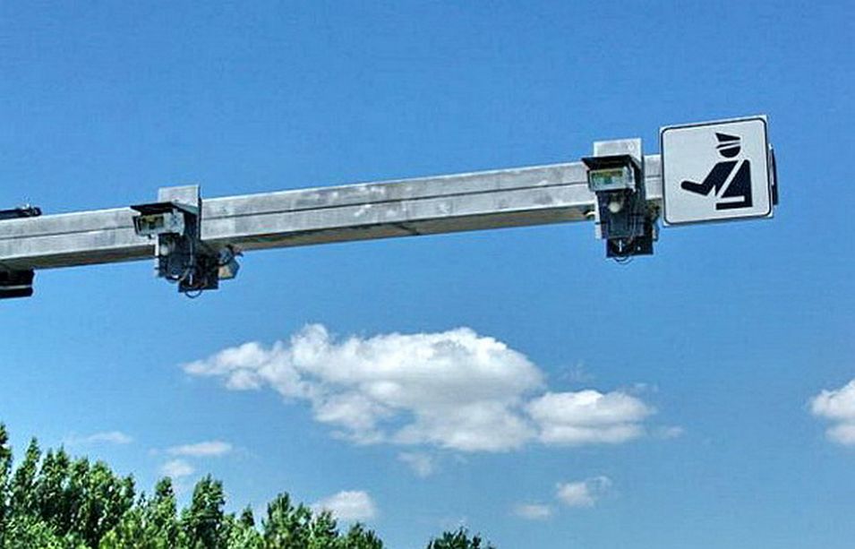 "Un tutor in corso Europa al posto dei velox", la proposta di Luca Pastorino: "Non ha senso un sistema in cui la velocità cambia a seconda dei punti"