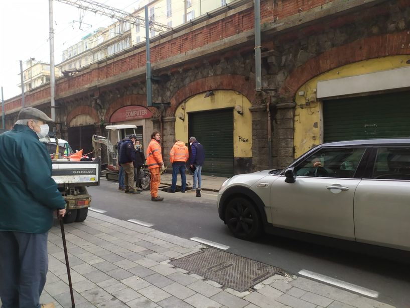 Resteranno chiuse fino a fine mese via Balbi e via Buranello, a rischio crollo