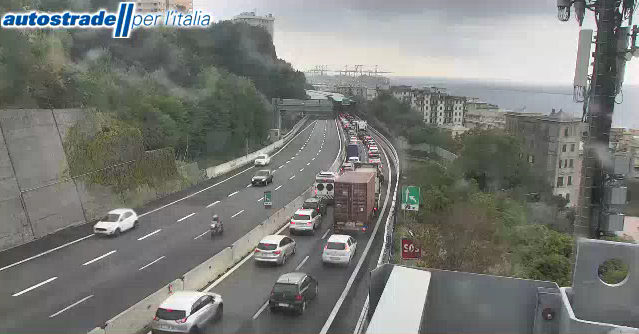 Lavori sulla A10, scatta la chiusura tra Genova Aeroporto e Pra': disagi con code e rallentamenti