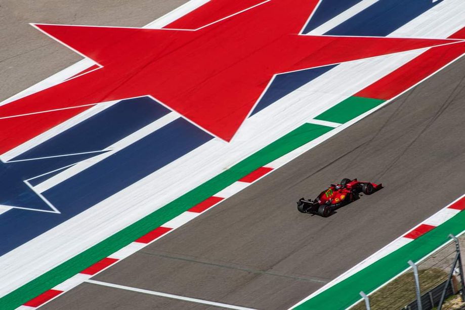 F1. Qualifiche Austin, super pole di Verstappen davanti a Hamilton. La Ferrari è in forma, quarto Leclerc
