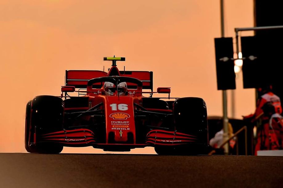 F1. Finisce il calvario 2020 per la Ferrari. Ad Abu Dhabi fuori dai punti sia Leclerc che Vettel