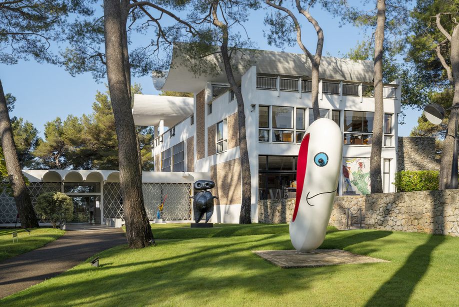 Riapre l'8 febbraio la Fondation Maeght a Saint Paul de Vence: arte, architettura e natura tra le opere di grandi artisti