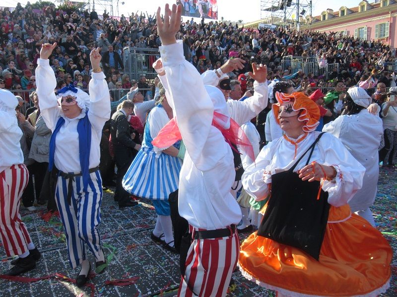 Carnevale di Nizza e Fête du citron di Menton a rischio? A gennaio la decisione