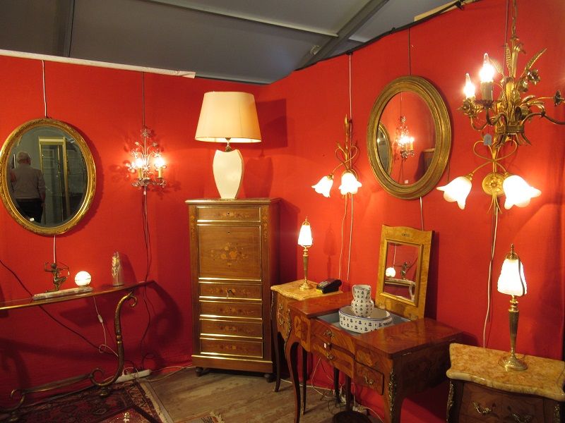 Il Salon d'Antiquités, Art Moderne et Art Contemporain di Antibes si svolgerà a settembre