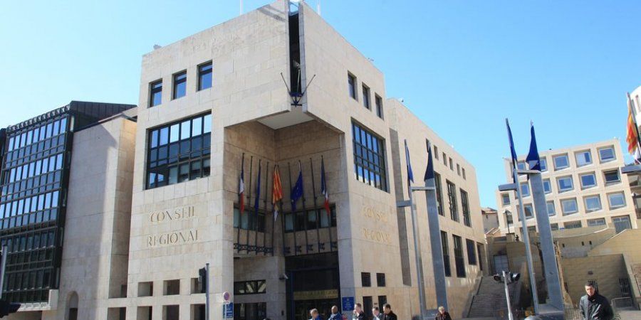 Ad un mese dalle elezioni regionali i sondaggi sono concordi: si complica la situazione in Provence-Alpes-Côte d'Azur