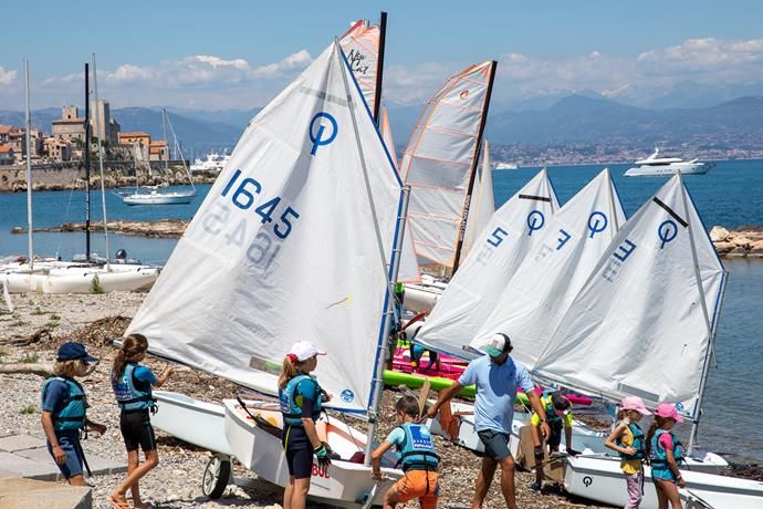 A gonfie vele: tornano le Voiles d'Antibes