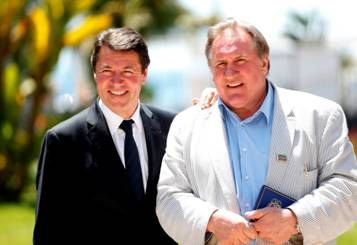 Gérard Depardieu il 4 e 5 ad Antibes canta 'Barbara'