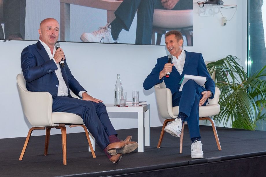 Nuzzi e Greggio tengono banco a Monaco, la serata diventa un evento