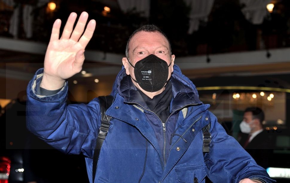 Festival di Sanremo 2022: è arrivato oggi in città Amadeus, le prove dei cantanti al via da martedì pomeriggio (Foto e Video)