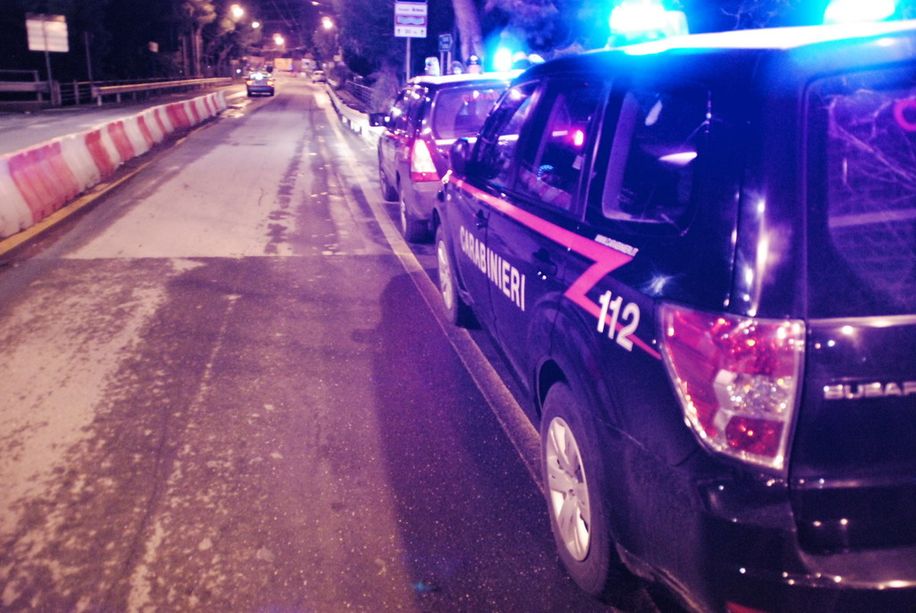 Giovani turisti presi a sprangate a Imperia: carabinieri indagano per tentato omicidio