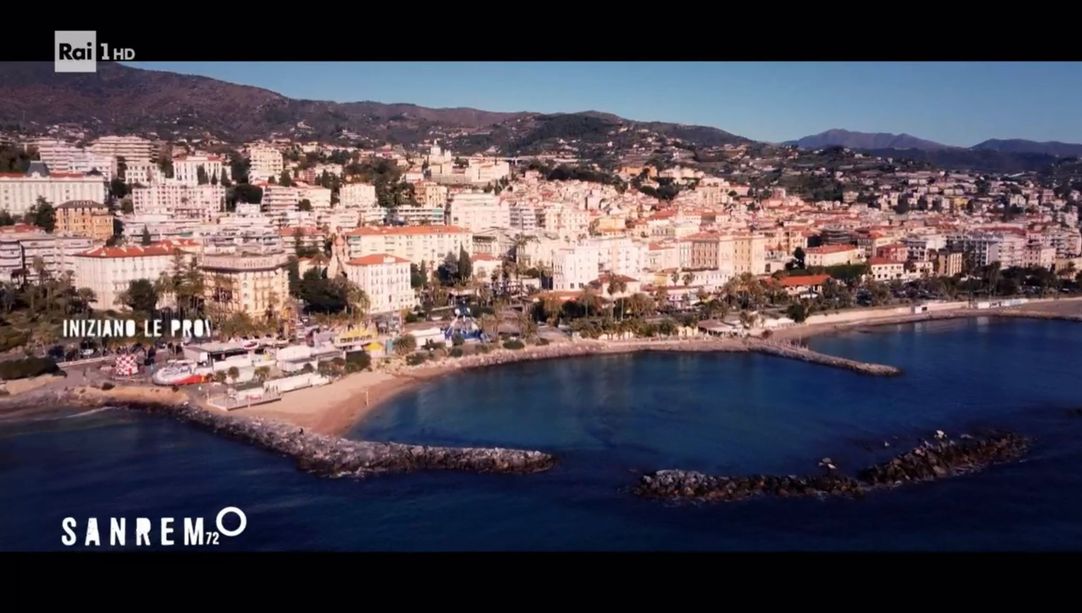 Rai 1 porta Sanremo in prima serata anche a metà maggio: 1,2 milioni di telespettatori per “Il Festival da dove non l’avete mai visto” (Video)