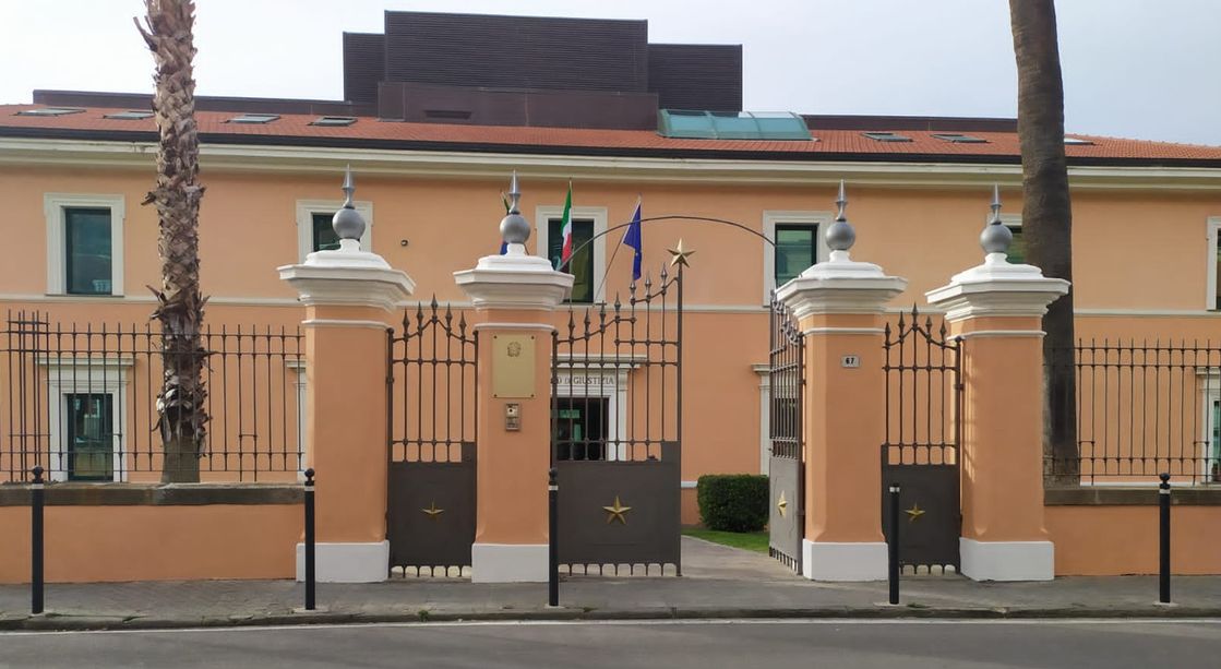 Sequestrarono un coetaneo, costringendolo a un furto in casa dello zio. Chiesti tre anni e quattro mesi per i giovani imperiesi Davide De Bonis e Luca Croce