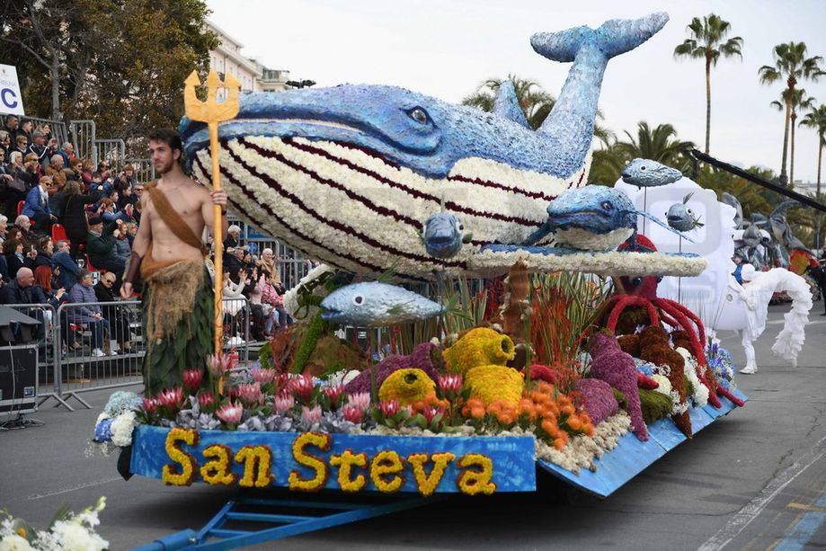 Sanremo: allo studio dell'Amministrazione un progetto per far pagare il biglietto al prossimo corso fiorito