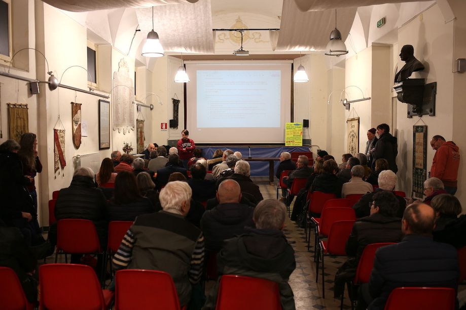 Le 'Sardine Ponentine' pronte a tornare in piazza, domenica 26 gennaio appuntamento a Ventimiglia e... il Festival? (foto e video)
