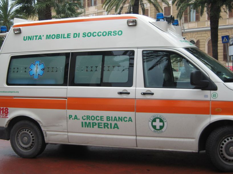 Imperia, parla il volontario della Croce Bianca aggredito: &quot;Sono sconvolto. Li denuncerò, non è normale quello che hanno fatto&quot;