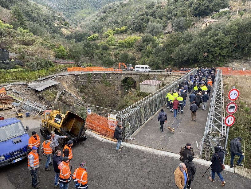 Rocchetta Nervina: il ponte sulla provinciale è il simbolo della rinascita anche per i ristoratori del paese (Video)
