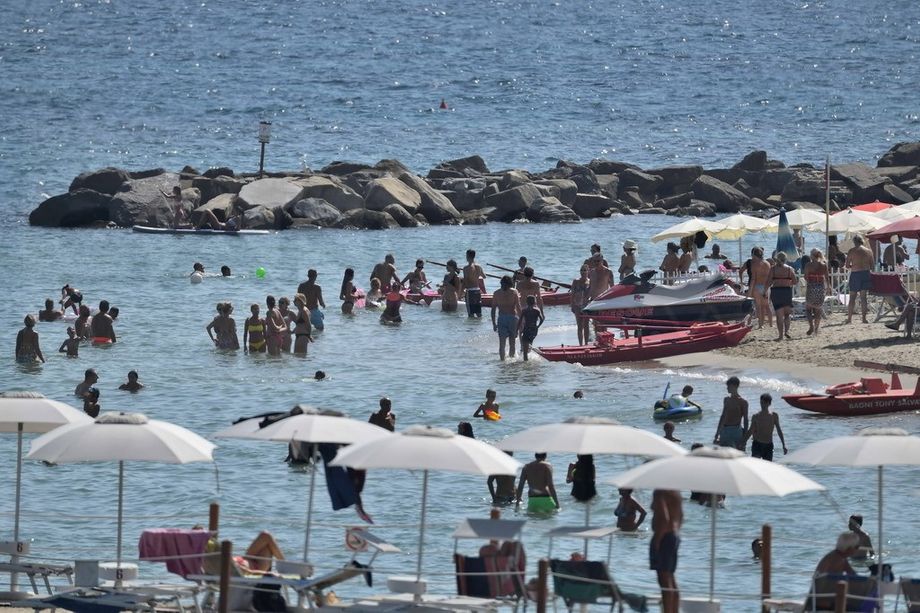 Liguria in zona verde: Toti “Grazie ai vaccini e alla nostra sanità siamo pronti a ripartire”