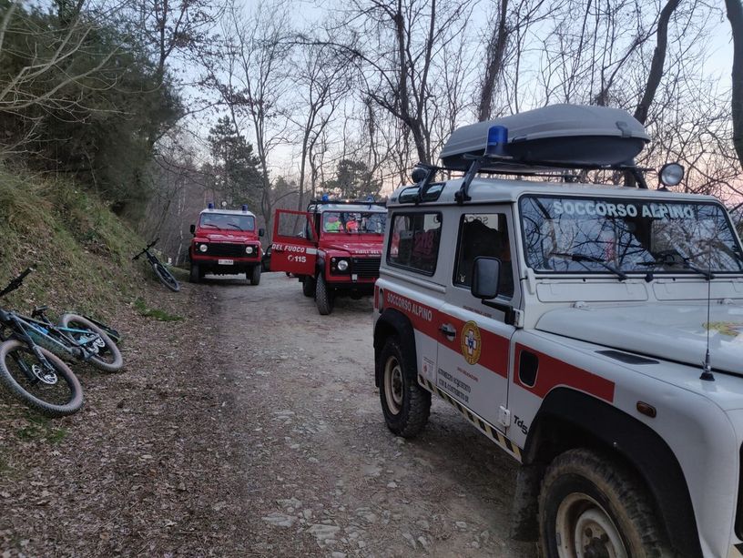 Biker soccorsa a Tovo San Giacomo: trasportata in codice giallo al Santa Corona (FOTO)