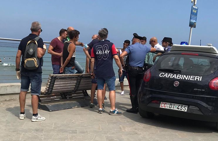 Alassio, in manette per estorsione i due sospettati dell'aggressione al noto commerciante alassino