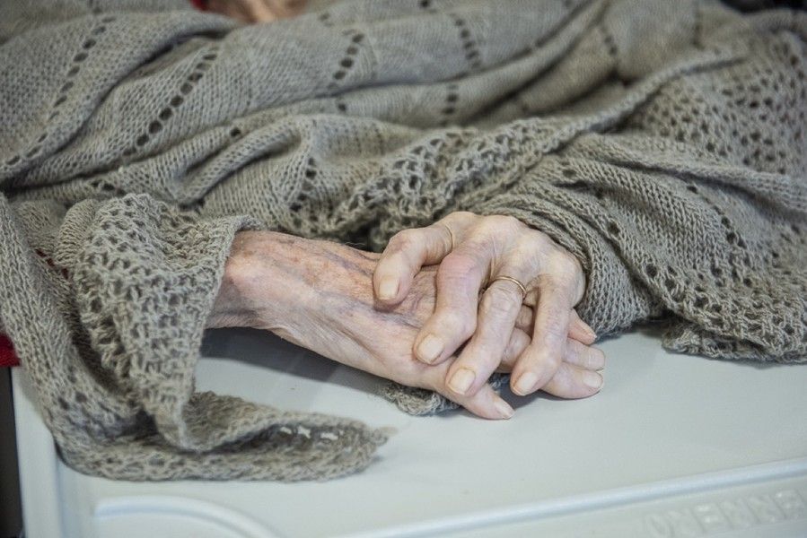 Coronavirus, un cluster all'interno della casa di riposo "Bormioli" di Altare alla base del boom di positivi nel savonese