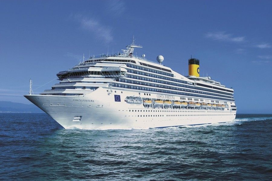 Savona, arriverà in serata la Costa Luminosa: sbarco protetto dei passeggeri e non potranno circolare per la città Savona, arriverà in serata la Costa Luminosa: sbarco protetto dei passeggeri e non potranno circolare per la città
