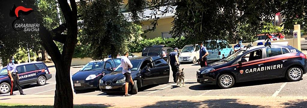 Albenga, controlli straordinari dei carabinieri in varie zone della città (FOTO)