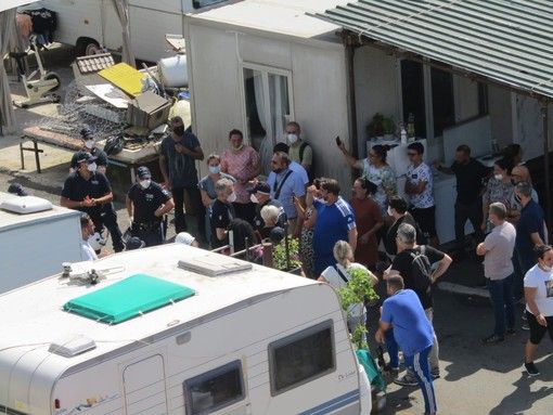 Campo nomadi di Savona, il comune si difende nel ricorso al Tar contro il regolamento