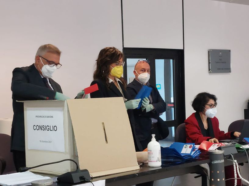 Elezioni Provinciali, il cdx si conferma e tiene in mano Palazzo Nervi (FOTO e VIDEO)