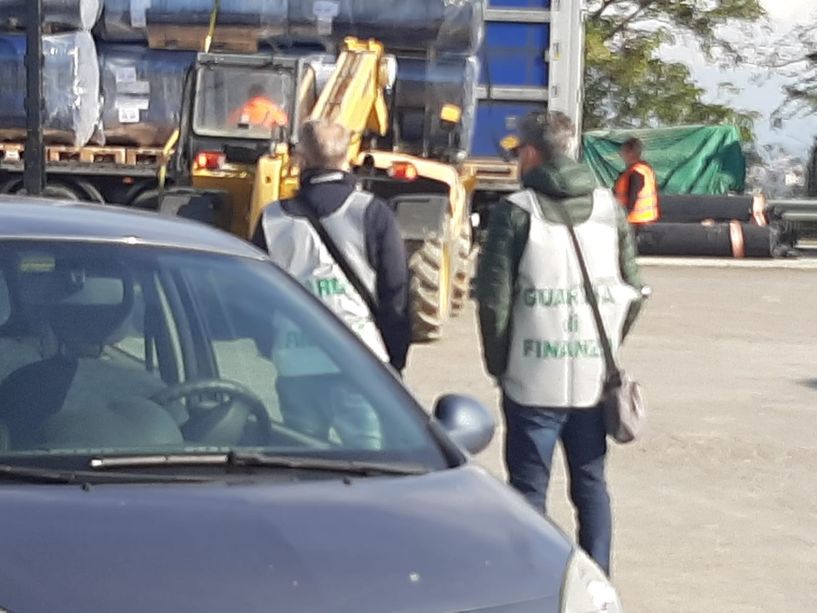 Vado Ligure, la Finanza sequestra alcune aree all'interno delle discariche &quot;Boscaccio&quot; e &quot;Bossarino&quot;