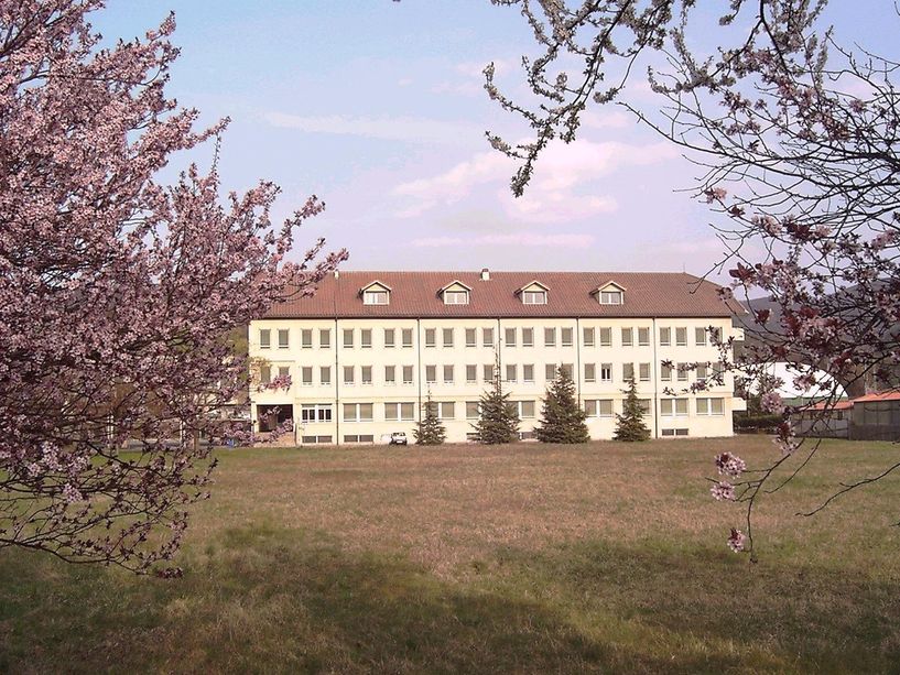 Coronavirus: quattro classi in quarantena al "Patetta" di Cairo Montenotte