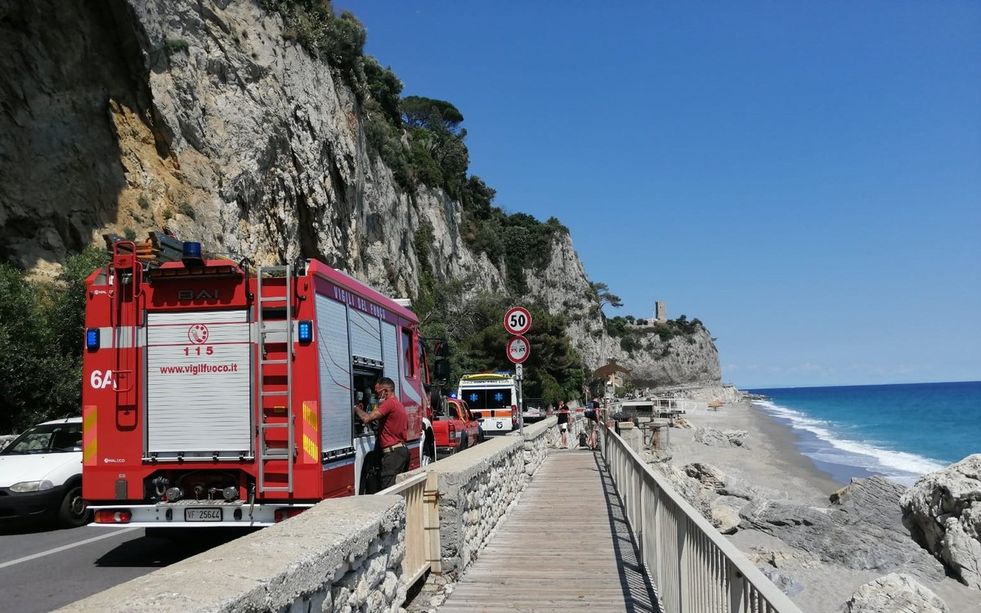 Deceduto uno dei due fratelli caduti in mare a Finale Ligure