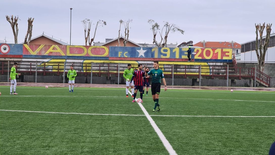 Calcio. Serie D: Vado vittoria scaccia crisi: Lavagnese travolta al &quot;Chittolina&quot;