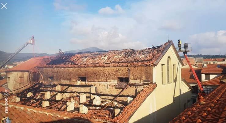 Incendio alla Parrocchia di San Lorenzo, il messaggio di speranza della Cairese: "Forza Cairo, ci risolleveremo!"