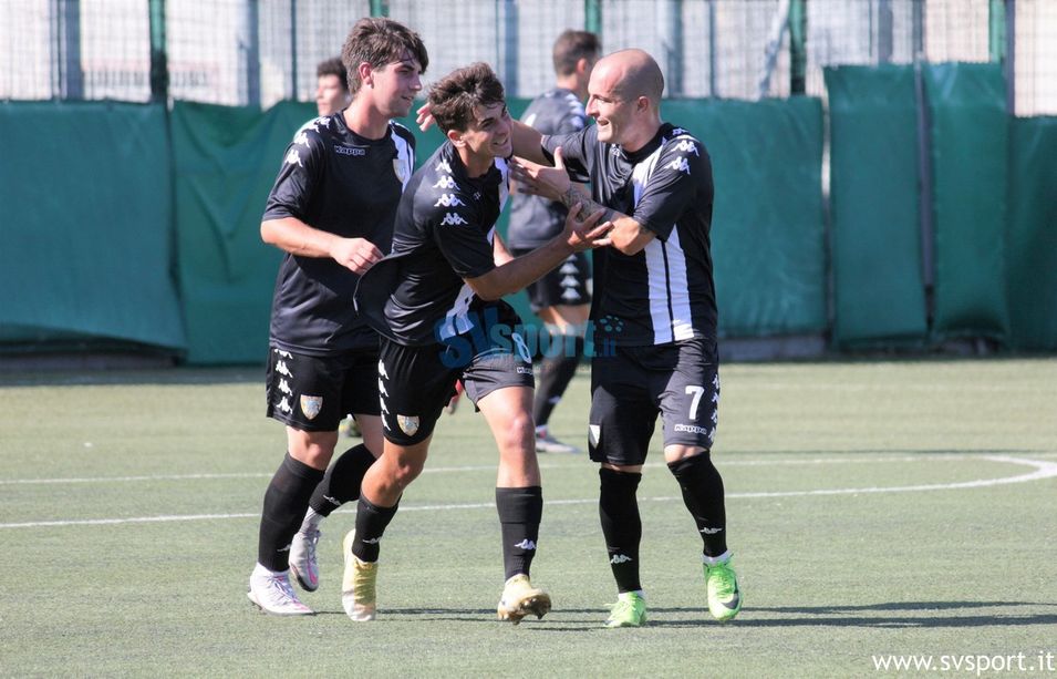Calcio, Coppa Italia di Eccellenza. Alle 18:00 in campo per i match decisivi. Stasera si scopriranno le otto squadre che accederanno ai quarti di finale