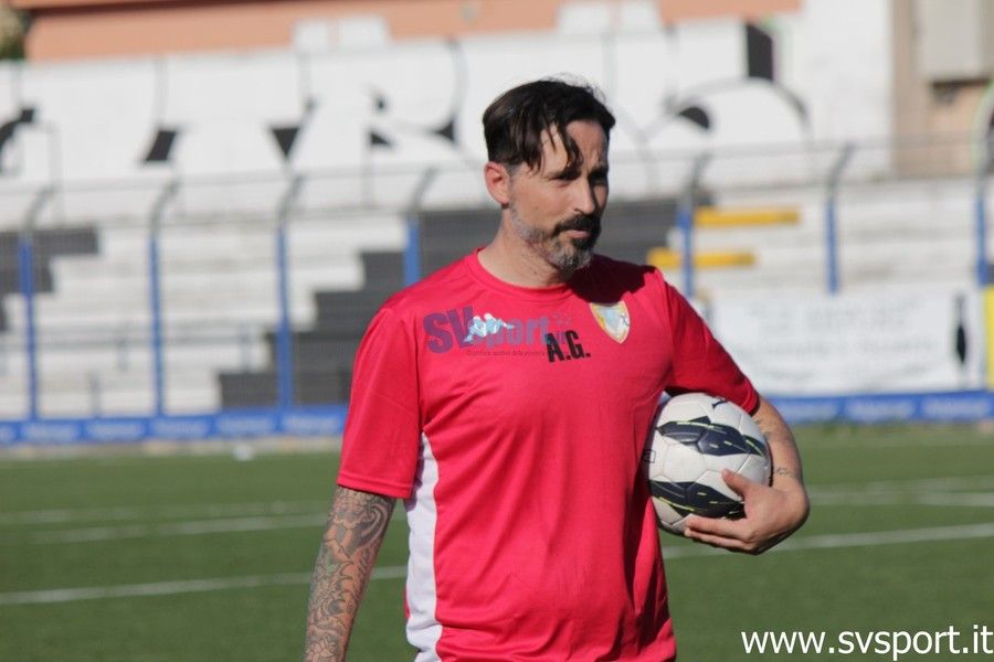 Calcio, Albenga. Le partite ufficiali chiamano mister Grandoni: &quot;Capiremo a che punto siamo. Voglio una squadra solida mentalmente e fisicamente&quot;