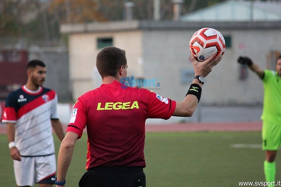 Calcio, Serie D: Foresti di Bergamo dirigerà Vado - Pont Donnaz, Caldirola per Saluzzo - Sanremese