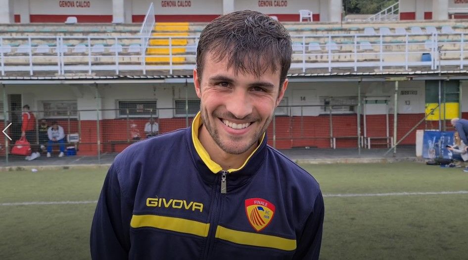 Calcio, Finale. Gamba e fosforo per Tommaso Odasso contro la Genova Calcio: "E' importante veder crescere una squadra giovane in gare così combattute" (VIDEO) Calcio, Finale. Gamba e fosforo per Tommaso Odasso contro la Genova Calcio: "E' importante veder crescere una squadra giovane in gare così combattute" (VIDEO)