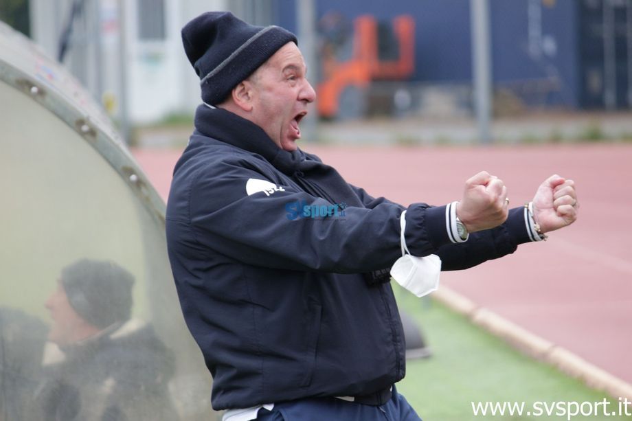 Calcio, Vado. Luca Tarabotto riassapora la vittoria. "Col Sestri Levante un 4-3 sudato sul campo" (VIDEO)