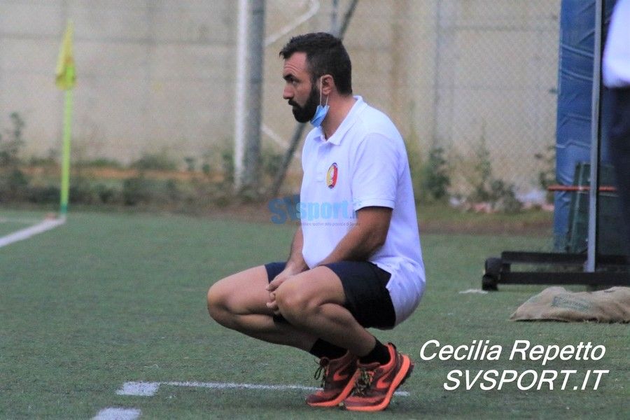 Calcio, Celle Riviera. La lettera di mister Ghione dopo il rinvio del match con il Borzoli: &quot;Che senso ha insistere con i campionati? Percepisco preoccupazione e disagio&quot;