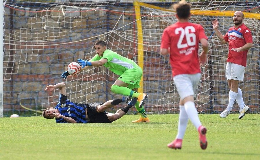 Calcio, Imperia. Capra rende onore alla Sanremese con un pizzico di rimpianto: "Hanno espresso un gran gioco, ma su di me era rigore" (VIDEO)