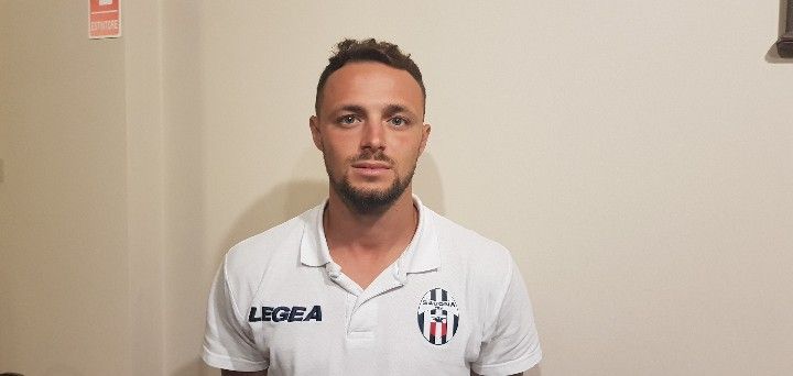 Calciomercato. Anche Disabato saluta Savona, il centrocampista torna nella sua Varese